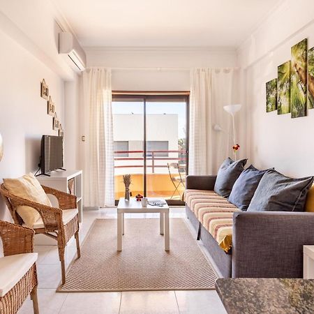 Joivy Deluxe Apt With Terrace In Costa Da Caprica 코스타 다 카파리카 외부 사진