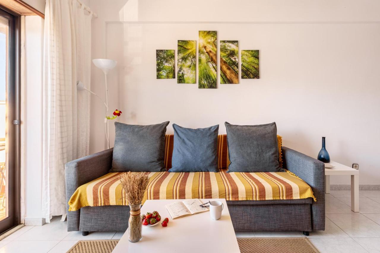 Joivy Deluxe Apt With Terrace In Costa Da Caprica 코스타 다 카파리카 외부 사진